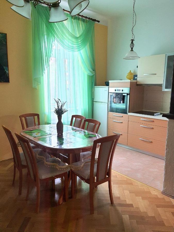 Family Apartment Center Abbazia Esterno foto